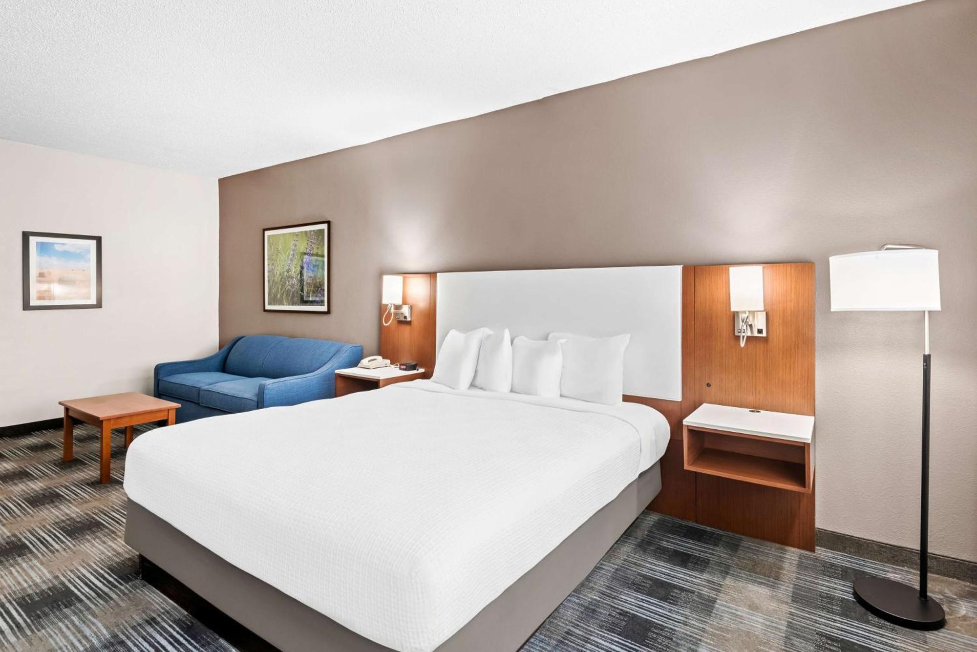 Best Western Ottumwa Inn & Suites Exterior photo